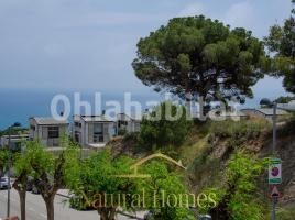 Houses (terraced house), 162 m², almost new