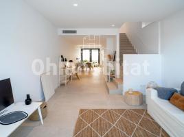  (unifamiliar adossada), 102 m², presque neuf, Zona