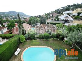 Houses (terraced house), 288 m², Zona