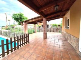 Houses (villa / tower), 139 m², almost new, Partida Roquetes