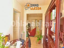 Houses (terraced house), 310 m², near bus and train, Calle del Paral·lel, 10