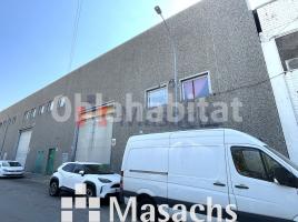 For rent industrial, 569 m², Segura