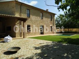 Casa (masia), 525 m², Zona