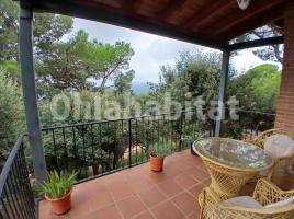 Houses (detached house), 240 m², almost new, Zona