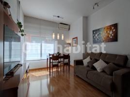 Apartamento, 110 m², cerca de bus y tren