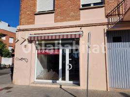 Alquiler local comercial, 56 m², cerca de bus y tren, Avenida del Canal