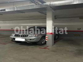 For rent parking, 12 m², Calle Xalet del Bau, 2