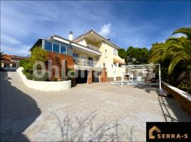 Houses (villa / tower), 224 m²