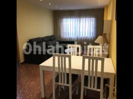 Alquiler piso, 100 m², cerca de bus y tren, Calle Moragas i Barret