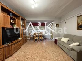 Pis, 133 m², prop de bus i tren, Calle Cardenal Cisneros