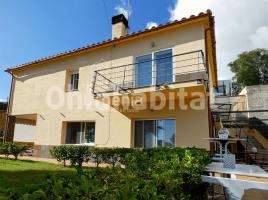 Casa (unifamiliar adosada), 212 m², seminuevo, Zona