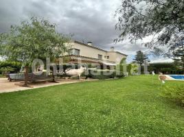 Houses (villa / tower), 375 m²