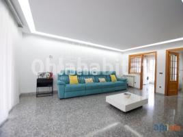  (unifamiliar adossada), 324 m², Zona