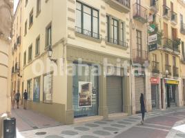 For rent business premises, 255 m², Calle de Peralada, 28