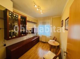 Flat, 65 m², close to bus and metro, Calle de Perafita