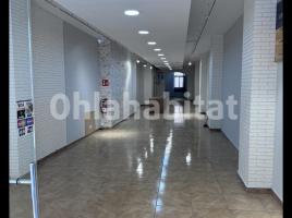 For rent otro, 133 m², near bus and train, Avenida de Catalunya, 81