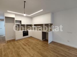 For rent flat, 75 m², Calle de Manlleu, 8