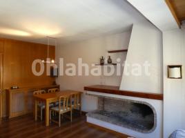 Lloguer Casa (unifamiliar adossada), 249 m², prop de bus i tren