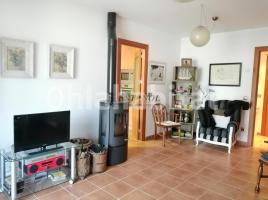 Flat, 98 m², almost new