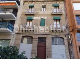 Houses (terraced house), 599 m², Zona