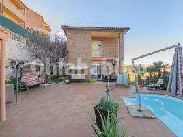 Casa (unifamiliar aislada), 287 m², seminuevo, Calle SANTA EULALIA