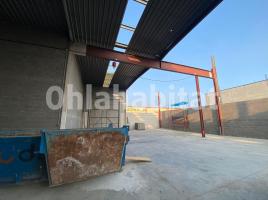 Nau industrial, 2172 m², Avenida Empordà