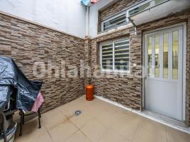 Houses (terraced house), 226 m², near bus and train