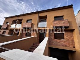 Casa (unifamiliar adosada), 208 m², seminuevo