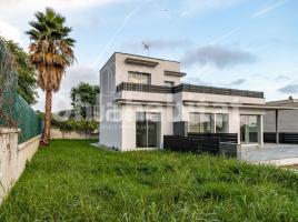 Casa (unifamiliar aislada), 407 m², seminuevo, Zona