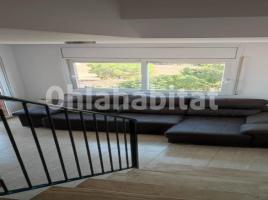 Piso, 65 m², cerca de bus y tren