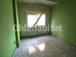 Piso, 64 m², cerca de bus y tren