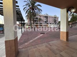 Alquiler local comercial, 57 m², seminuevo, Plaza de la Creu, 4