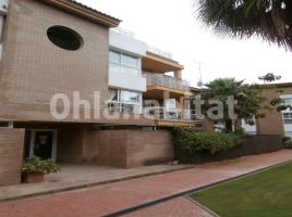 Alquiler piso, 127 m², cerca de bus y tren