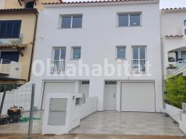 Casa (unifamiliar adossada), 122 m², seminou, Calle Port Empúries, 64