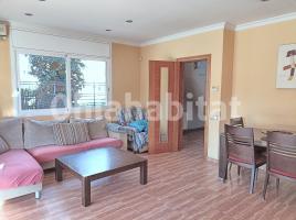  (unifamiliar adossada), 204 m², presque neuf, Calle Tramontana, 2