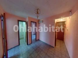 Piso, 66 m², cerca de bus y tren