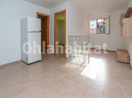 Piso, 52 m², cerca de bus y tren