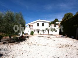 For rent Houses (country house), 463 m², near bus and train, Montgat