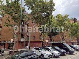 Flat, 63 m², near bus and train