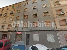 Piso, 39 m², cerca de bus y tren