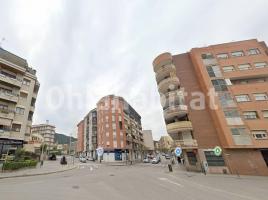 Piso, 65 m², cerca de bus y tren