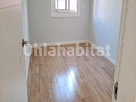 Piso, 55 m², cerca de bus y tren, semi centro