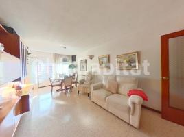 Piso, 81 m², cerca de bus y tren, Pla de Sant Magi