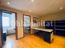 Piso, 79 m², cerca de bus y tren