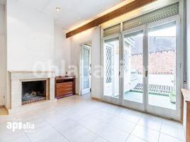 Casa (unifamiliar aïllada), 285 m², prop de bus i tren, EIXAMPLE