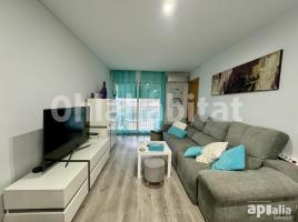 Piso, 73 m², cerca de bus y tren, CENTRO