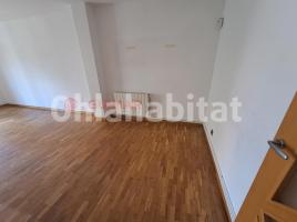 Piso, 63 m², cerca de bus y tren, Centre