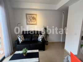 Lloguer pis, 59 m², prop de bus i tren, seminou, centro