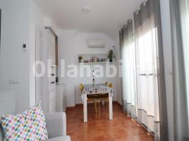 Alquiler apartamento, 96 m², cerca de bus y tren, nuevo, Les Cases d'Alcanar