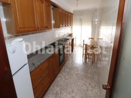 Flat, 169 m², near bus and train